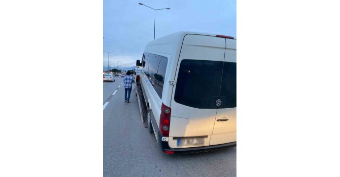 Korsan taşımacılık yaptığı tespit edilen 162 sürücüye işlem yapıldı, araçlar trafikten men edildi