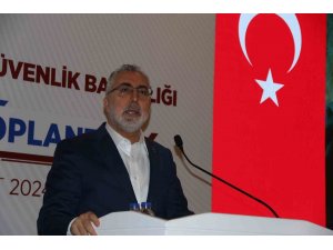 Bakan Işıkhan: "SSK emeklilerimiz için 6 Şubat’ta Bağ-Kur emeklilerimiz için 7 Şubat’ta fark ödemelerini gerçekleştireceğiz"