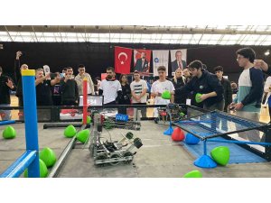 Geleceğin mühendisleri robot tasarladı