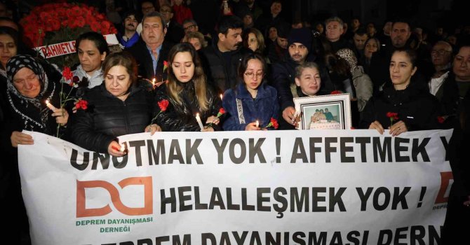 Adana’da depremin yıl dönümde gözyaşları sel oldu