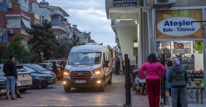 Dinlenmek için geçtiği odasında ailesi tarafından cansız bedeni bulundu