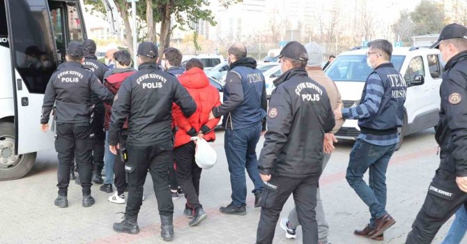 Mersin’de DEAŞ operasyonu: 16 şüpheli adliyeye sevk edildi