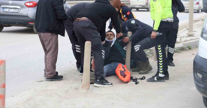 Ters yönden gelen motosikletle otomobil çarpıştı: 1 kişi yaralı