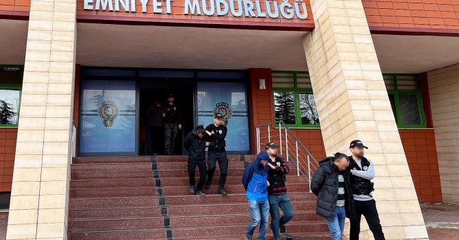 Isparta’da uyuşturucu operasyonu: 4 şahıs tutuklandı