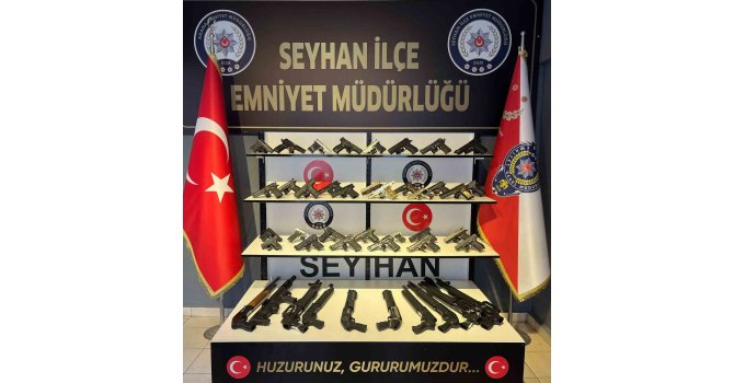 Seyhan polisi 53 silah ele geçirdi, aranan 281 kişiyi de yakaladı