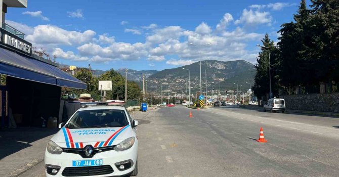 Alanya’da 14 araç trafikten men edildi