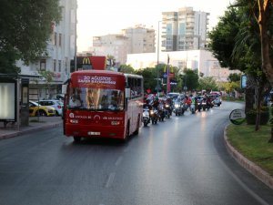 Büyükşehir karada, denizde ve havada 30 Ağustos Zafer Bayramı coşkusu yaşattı