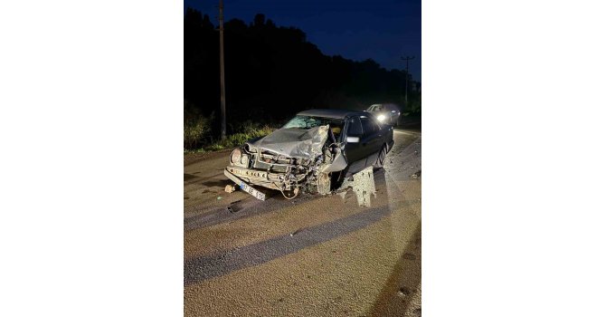 Antalya’da otomobil ile çarpışan motosikletin sürücüsü hayatını kaybetti