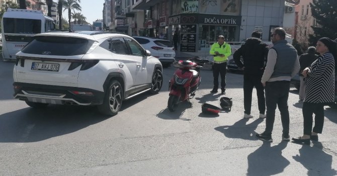 Manavgat’ta 2 motosiklet kazası: 1 yaralı