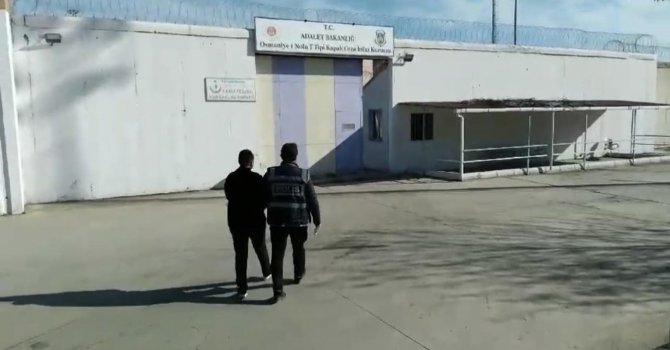 Osmaniye’de kesinleşmiş hapis cezasıyla aranan 2 şahıs yakalandı