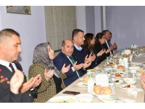 Alanya Kaymakamı Ürkmezer huzurevi sakinleriyle iftar yaptı