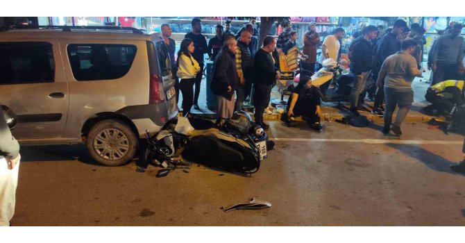 Alanya’da motosiklet iki yayaya çarptı: 1 ölü