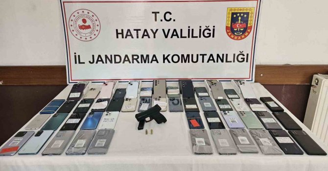 Jandarma ekiplerinden 13 şahsa gözaltı