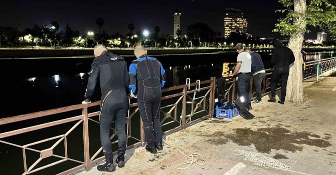 Adana’da Seyhan Nehri’ne atlayarak kaybolan şahıs ölü olarak bulundu