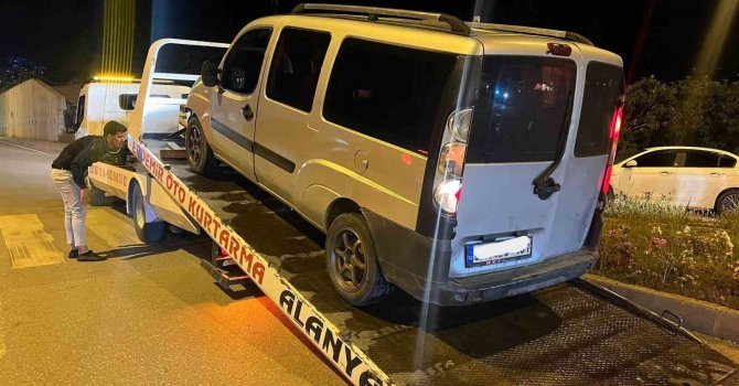 Alanya’da jandarmadan 22 araca men cezası