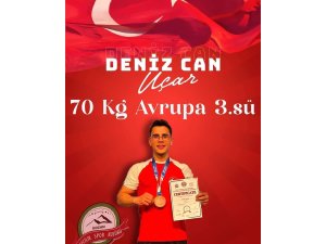 Kozanlı genç Avrupa’da bileğini büktürmedi