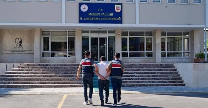 Mersin’de hapis cezası ile aranan FETÖ üyesi eski kamu görevlisi yakalandı