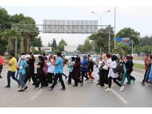 Ölüm yolu için önlem istiyorlar