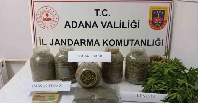 Adana’da bidonlara saklanmış uyuşturucu madde ele geçirildi