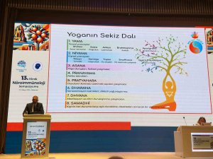 Doç. Dr. Ahmet Özşimşek: "Yoga eğitiminin, MS hastalarının üzerinde solunum fonksiyon kapasitelerini geliştirdiğini ispatladık"