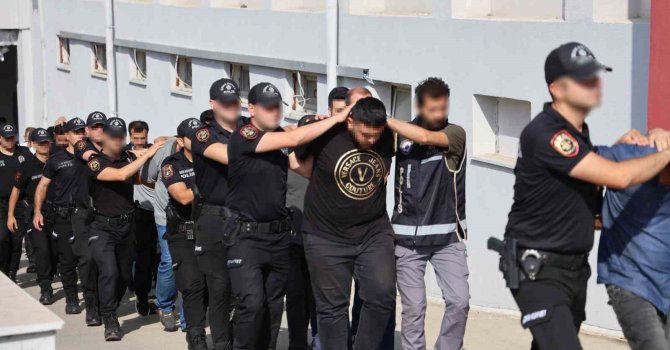 “Altınyüzük” organize suç örgütüne yönelik yapılan operasyonda 28 kişi tutuklandı