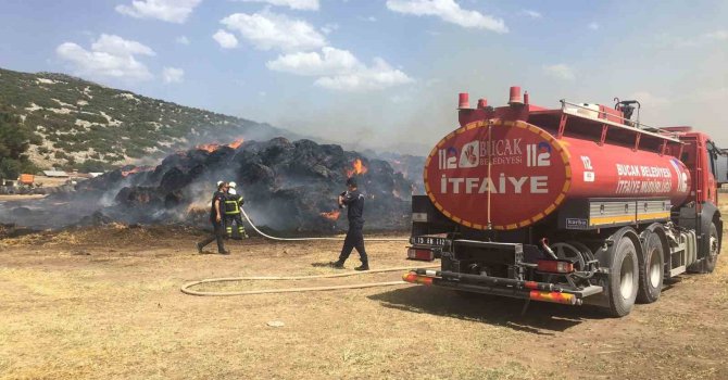 Burdur’da çıkan yangında 300 ton saman balyası kül oldu