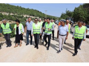 Sarıyıldız: "Akdeniz’de asfalt sorunu yaşayan tek mahallemiz kalmayacak"