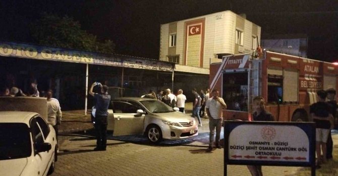 Osmaniye’de oto galeride korkutan yangın