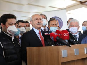 CHP Genel Başkanı Kılıçdaroğlu Başkan Böcek’i hastanede ziyaret etti