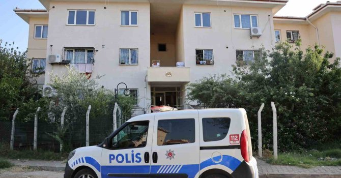 Apartman dairesinde feci yangın... Anne ve oğlu hayatını kaybetti