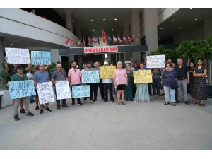 Antalya’da Doğu Garajı AVM esnafı, kapalı dükkanlardan dertli