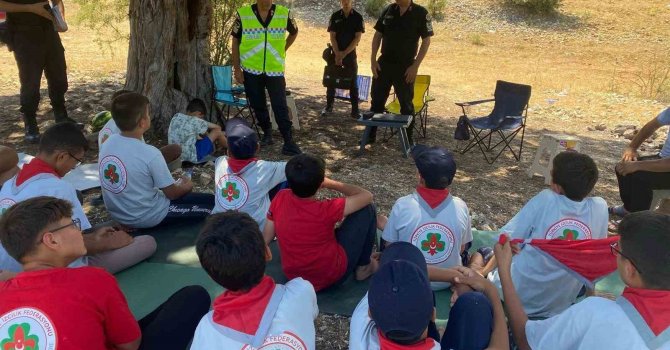 Mersin’de jandarmadan bilgilendirme faaliyeti