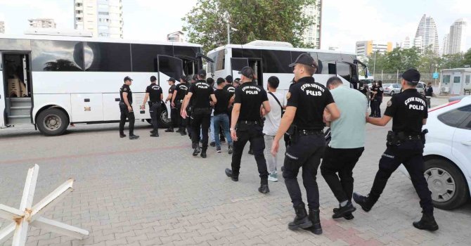 Mersin merkezli yasadışı bahis operasyonu: 71 gözaltı