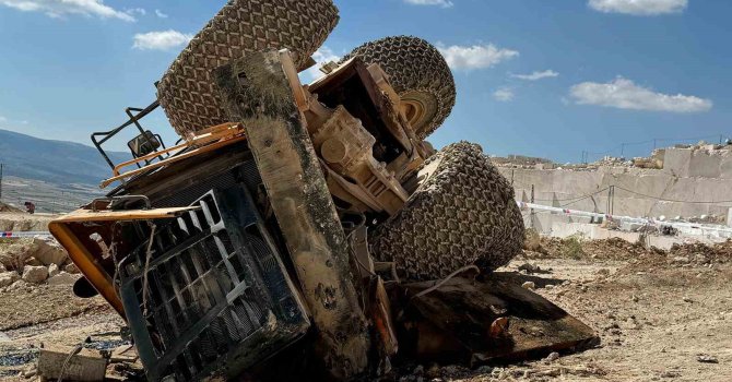 Burdur’da mermer ocağında kepçe devrildi: 1 ölü, 1 yaralı