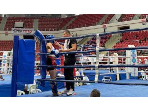 Kemer Belediyesi Kick Boks sporcularından büyük başarı