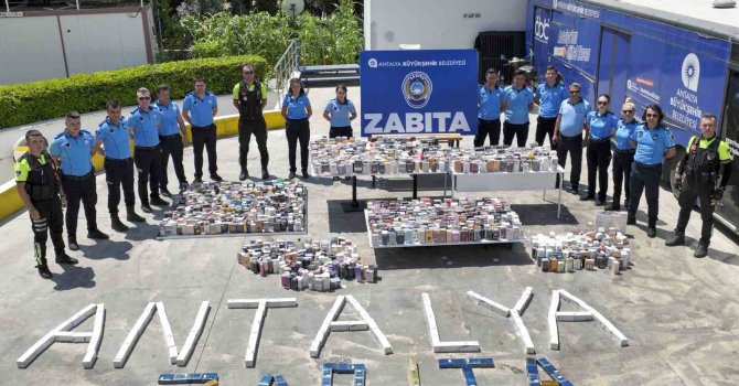 Antalya Büyükşehir Zabıtası 5 bin 807 adet sahte parfüme el koydu