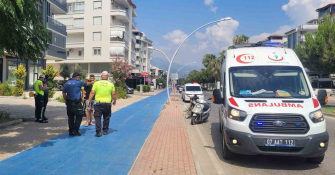 Aynı yöne giden motosikletler çarpıştı: 1 yaralı