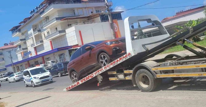 İki kez ’dur’ ihtarına uymayarak kaçan alkollü sürücüye 47 bin TL ceza