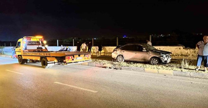 Hatay’da kontrolden çıkan araç takla attı: 1’i ağır 2 yaralı