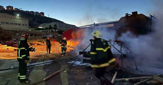 Kahramanmaraş’ta iş yeri yangını