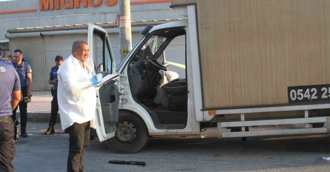 Kaza yapıp kaçtı, önce çevreye sonra kendi kalbine ateş etti