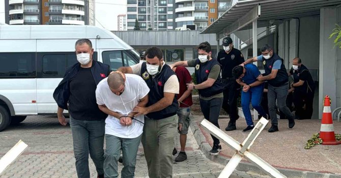 Mersin’de DEAŞ operasyonu: 9 şüpheli adliyeye sevk edildi