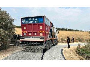 Mersin’de tarım yolları yenileniyor