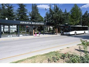 Isparta’da otobüs durakları modern hale getiriliyor