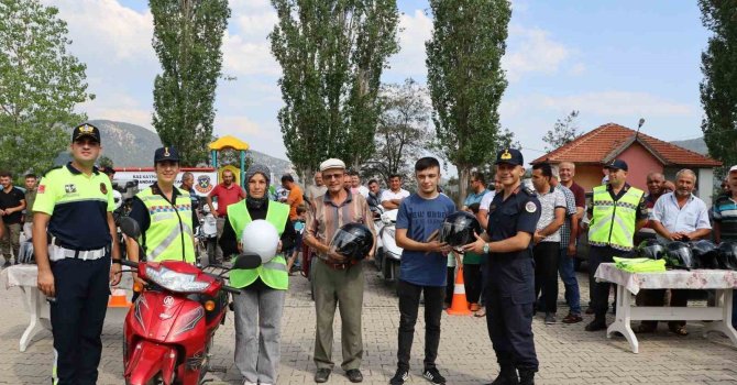 Jandarma “Köy Yolunda Trafikte Her şey Yolunda" projesini tanıttı