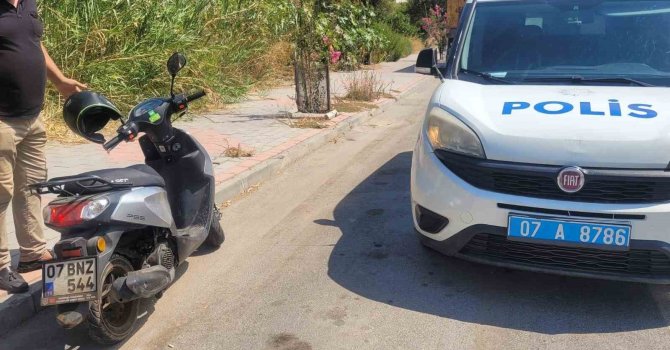 Kaza yapan motosikletin sürücüsü yaralandı