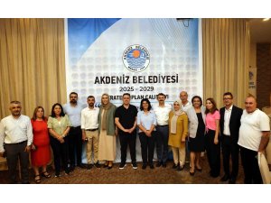 Akdeniz Belediyesi gelecek 5 yılın rotasını belirliyor