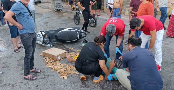 2 motosikletin kazasında 3 kişi yaralandı, kask takmayan sürücü ağır yaralandı