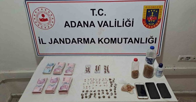 Adana’da 219 gram bonzai ele geçirilirken olayla ilgili 4 şüpheli yakalandı