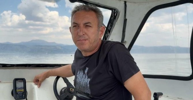 Eğirdir Gölü’nde ilginç görüntü: su kaynağı görünümünde su kabarcığı tespit edildi